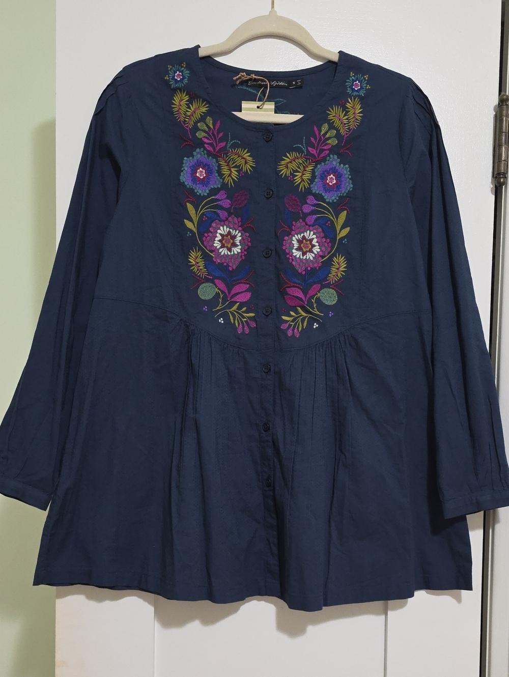 Gudrun Sjoden Embroidered Navy Button-Front Top Organic Cotton Women's Small NWT